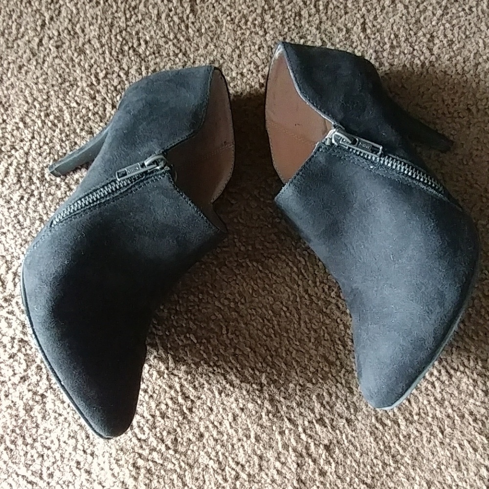 Booties - Picture 4 of 4